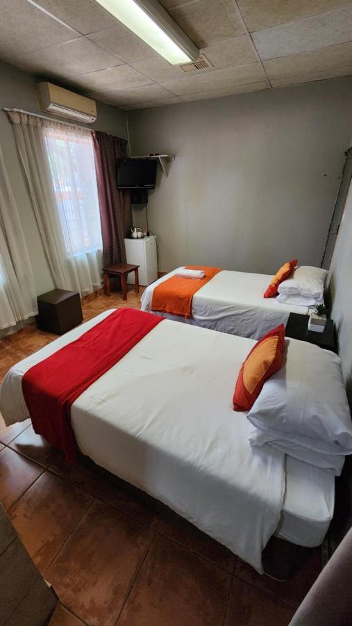 Casa Feliz Hotel Mokopane Kültér fotó