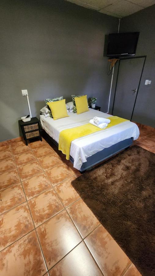 Casa Feliz Hotel Mokopane Kültér fotó